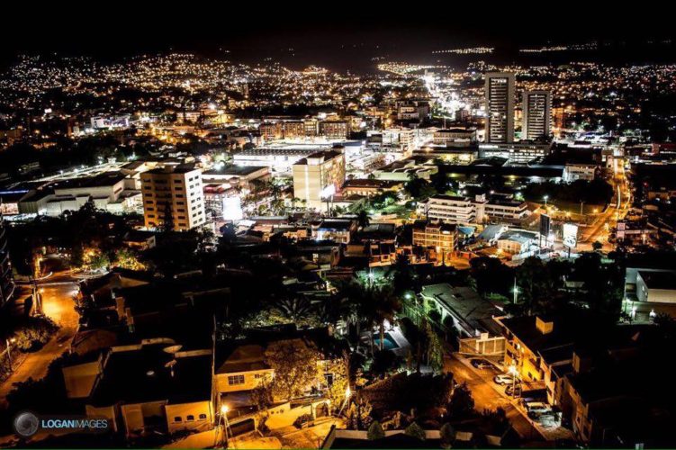 Desde Las Lomas hacia el sur - Foto de Logan Flores