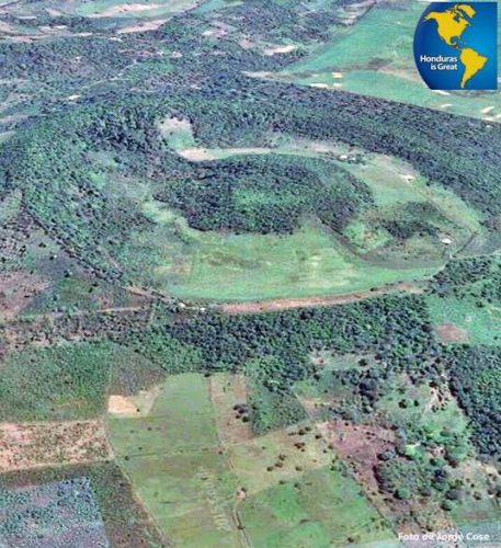 El cráter conocido como Cerro Babilonia
