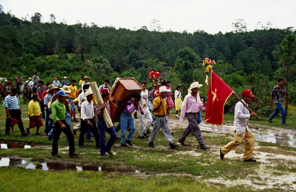 Una de las tradiciones lencas que perduran es el guancasco - Foto de J.F. Travieso