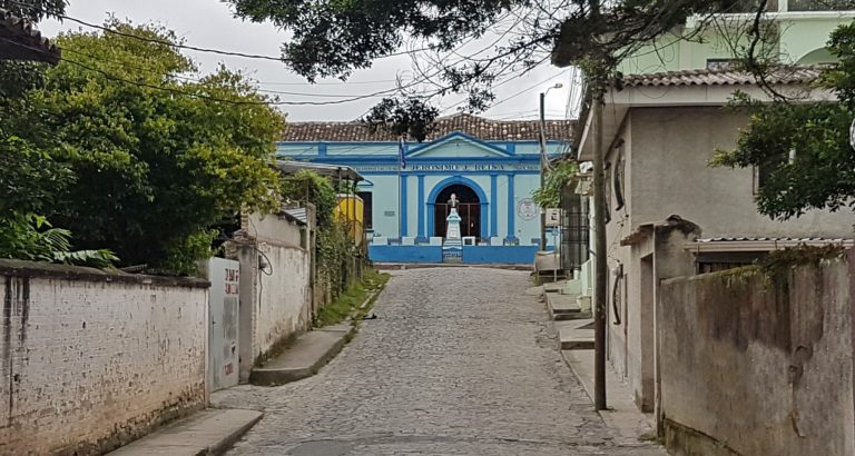 Un casco histórico donde a cada cuadra se encuentra recuerdos de una época de opulencia